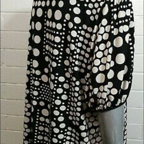 VENEZIA TOP BLOUSE Sz 14/16 Polka Dot Black - Picture 4 of 6